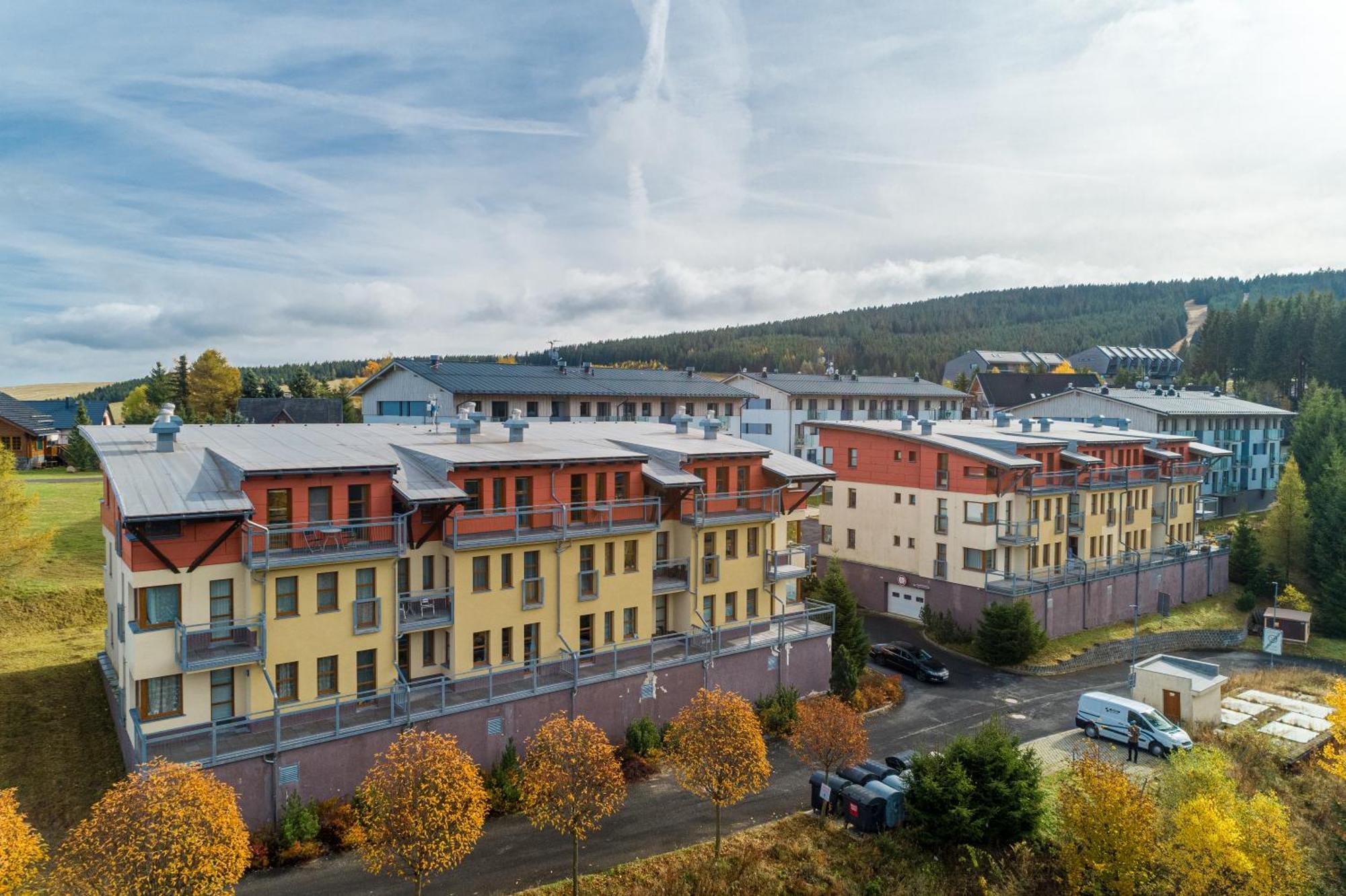 Loučná pod Klínovcem K2 Aparthotel Klinovec Views - Mezonet Apt מראה חיצוני תמונה